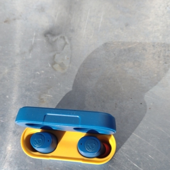 Skullcandy Blue and Yellow Wireless Earbuds